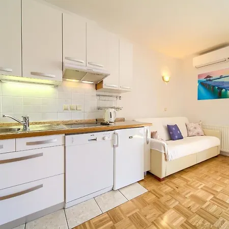 Punta 1st Floor Daire