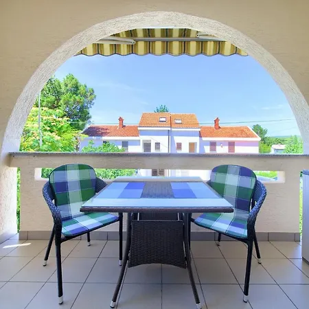 Punta 1st Floor Daire Punat