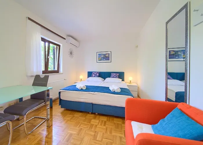 Punta 1st Floor Apartment Punat